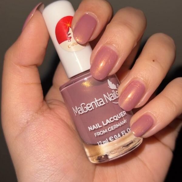 MAGENTA NAILS MAGENTA NAILS Nails 134 F2F-11748 – Nails in Egypt