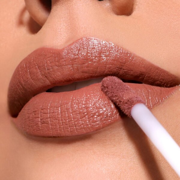 MOIRA Lip Divine Liquid Lipstick (003, Right Stuff) – Lipstick in Egypt – view 2