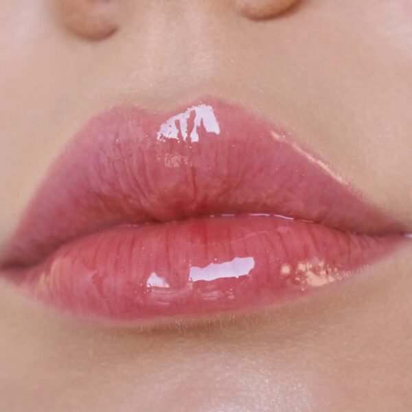 MOIRA Lip Oil Glow Getter Hydrating (008, Juicy Red) – Lipstick in Egypt – view 2