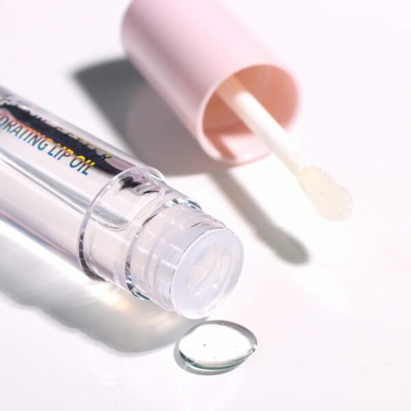 MOIRA Lip Oil Glow Getter Hydrating (010, Clear) – Lipstick in Egypt – view 2