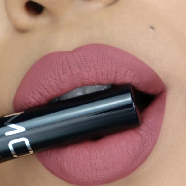 MOIRA Lips Liquid Matte (031, Delight) – Lipstick in Egypt – view 2