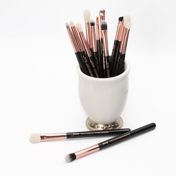 Individual Eyebrushes 15pcs - T157