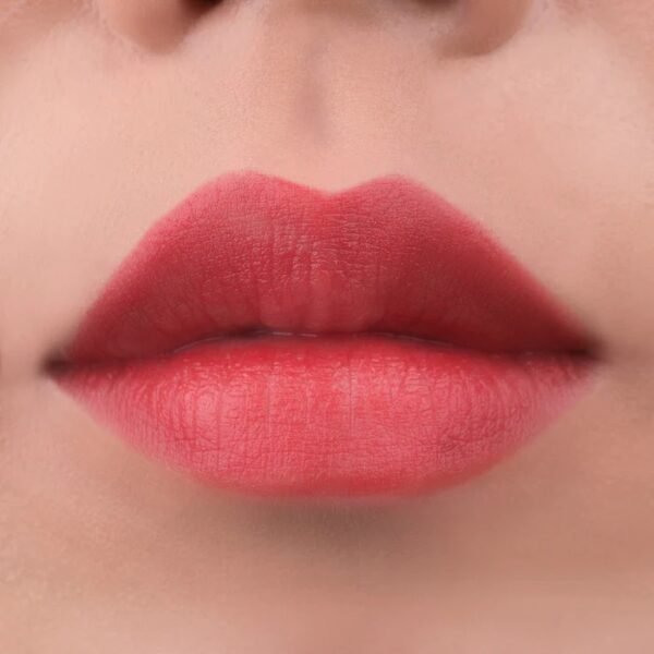 MOIRA Lip Pencil Exposure (010, Red Cherry) – Lip liner in Egypt – view 2