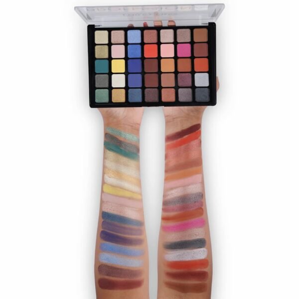 FOREVER 52 Eyeshadow Palette Ultimate Edition 35 Color UEP003 – Eyeshadow in Egypt – view 2